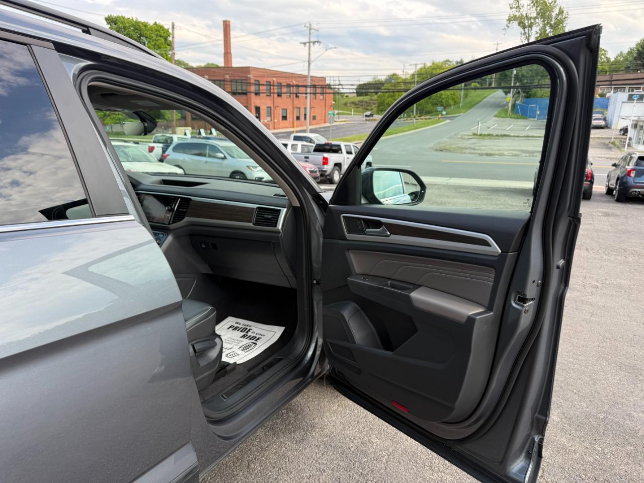 Volkswagen Atlas V6 SE w/Technology 4MOTION 2022