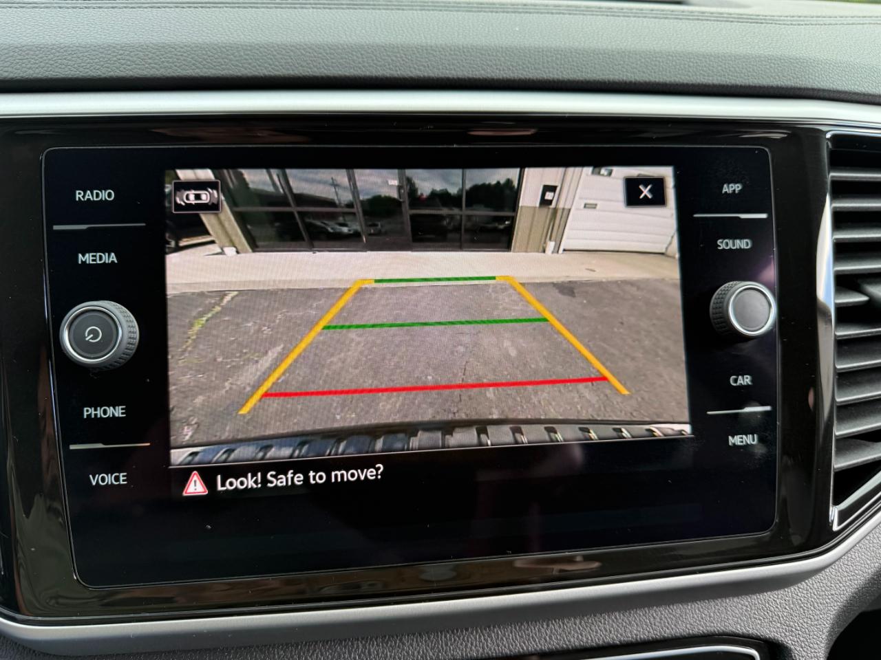 Volkswagen Atlas V6 SE w/Technology 4MOTION 2022