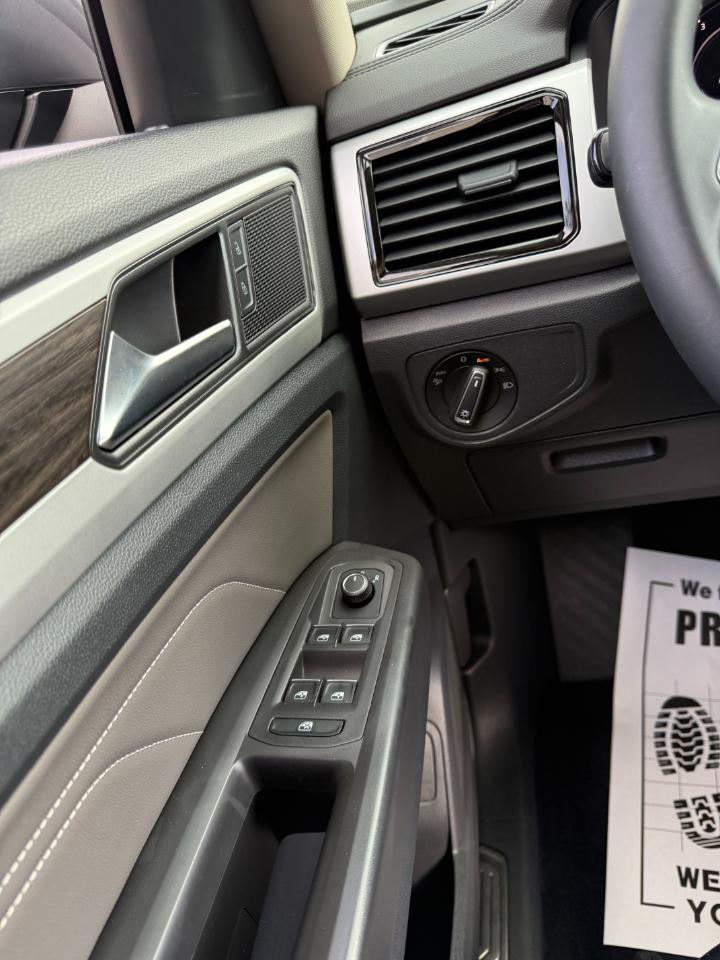 Volkswagen Atlas V6 SE w/Technology 4MOTION 2022