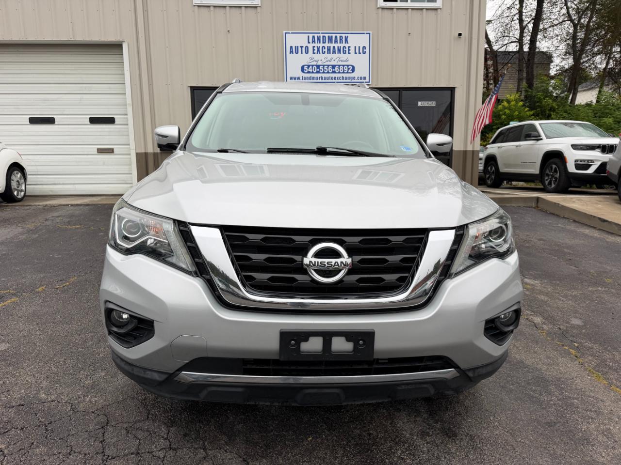Nissan Pathfinder SL 4WD 2019