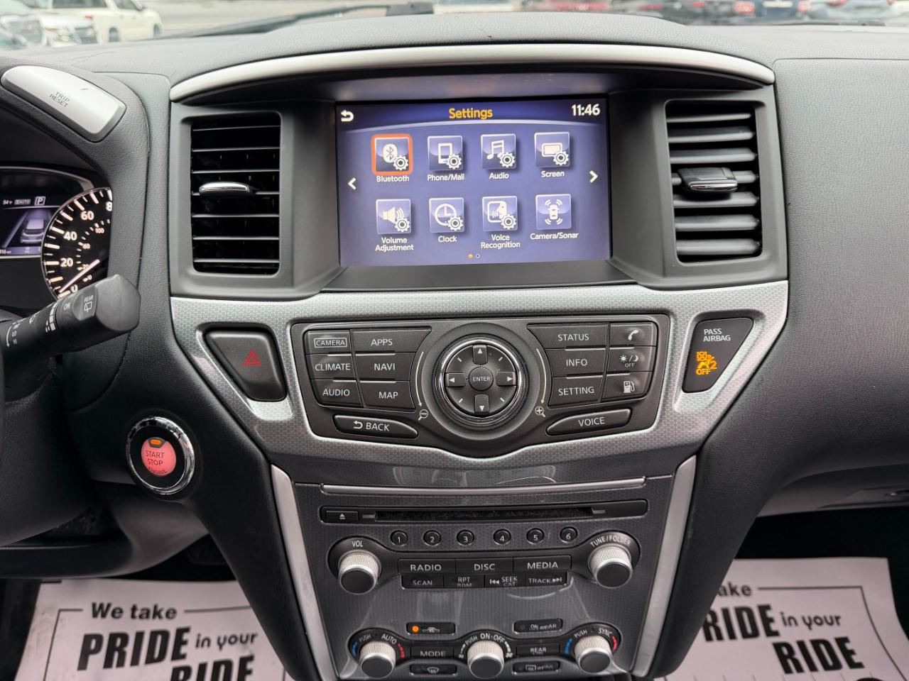 Nissan Pathfinder SL 4WD 2019