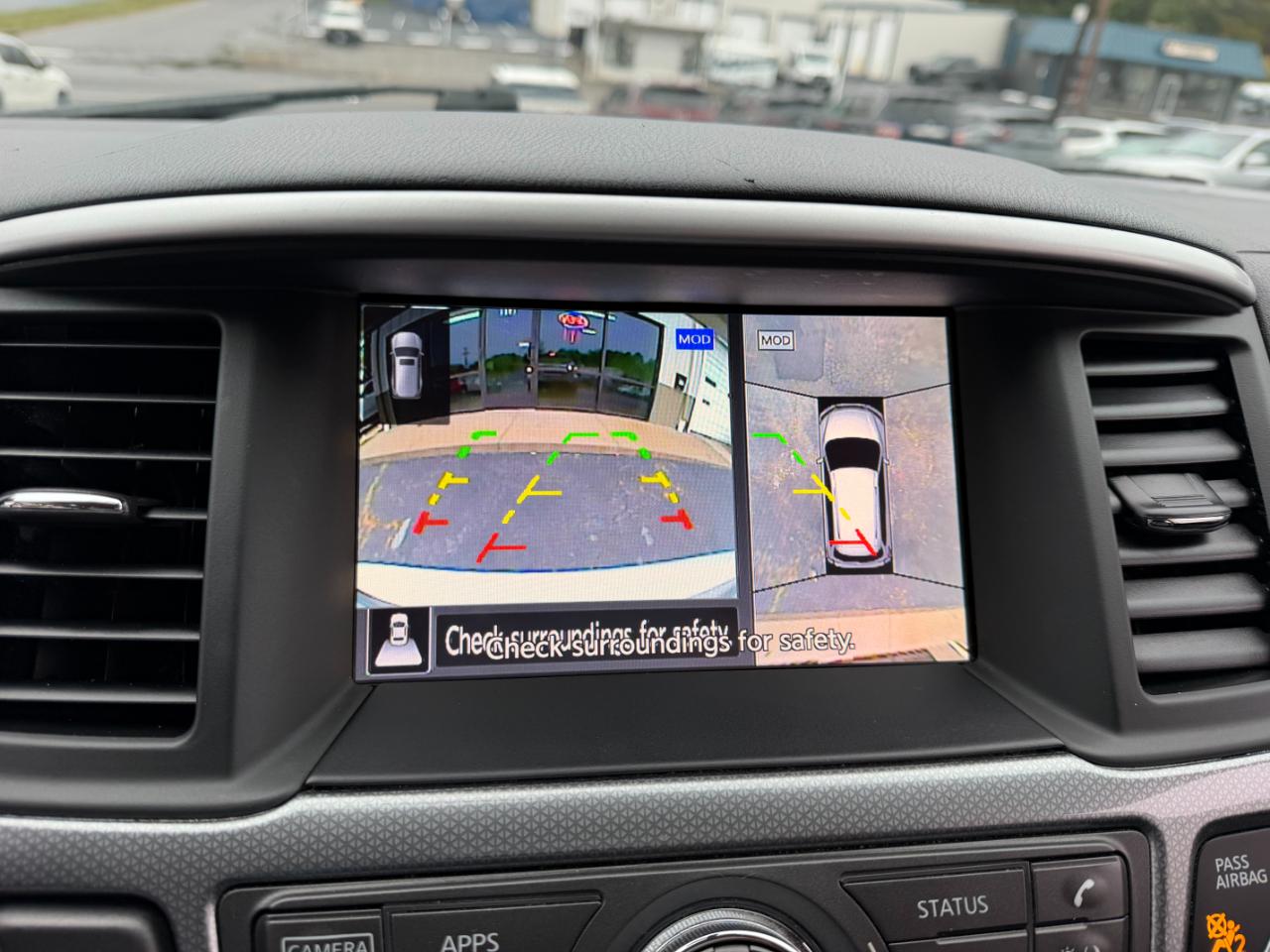 Nissan Pathfinder SL 4WD 2019
