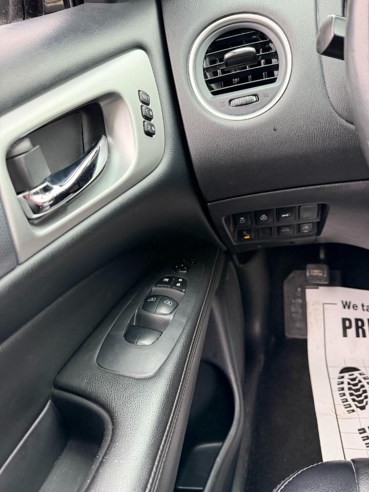 Nissan Pathfinder SL 4WD 2019
