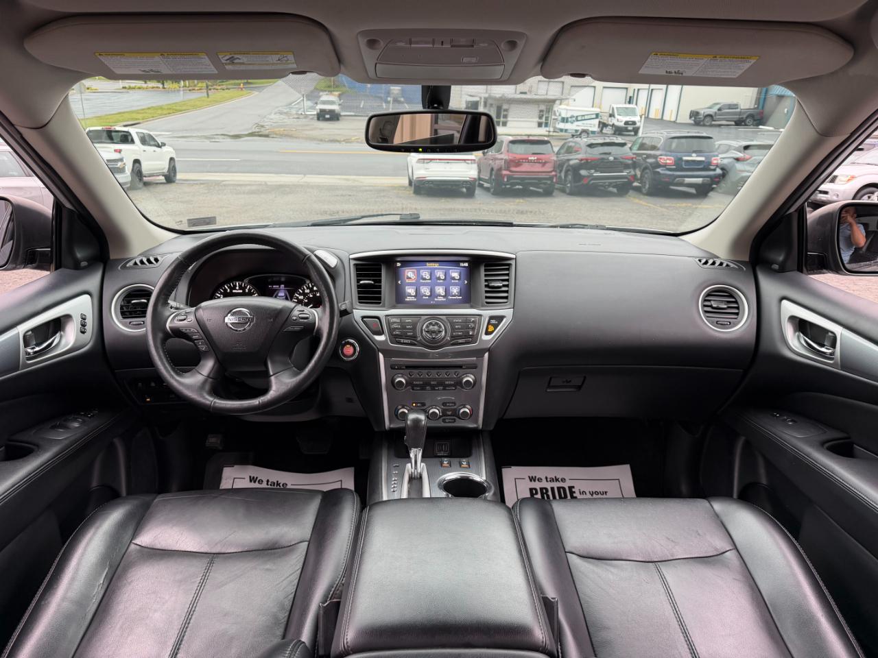 Nissan Pathfinder SL 4WD 2019