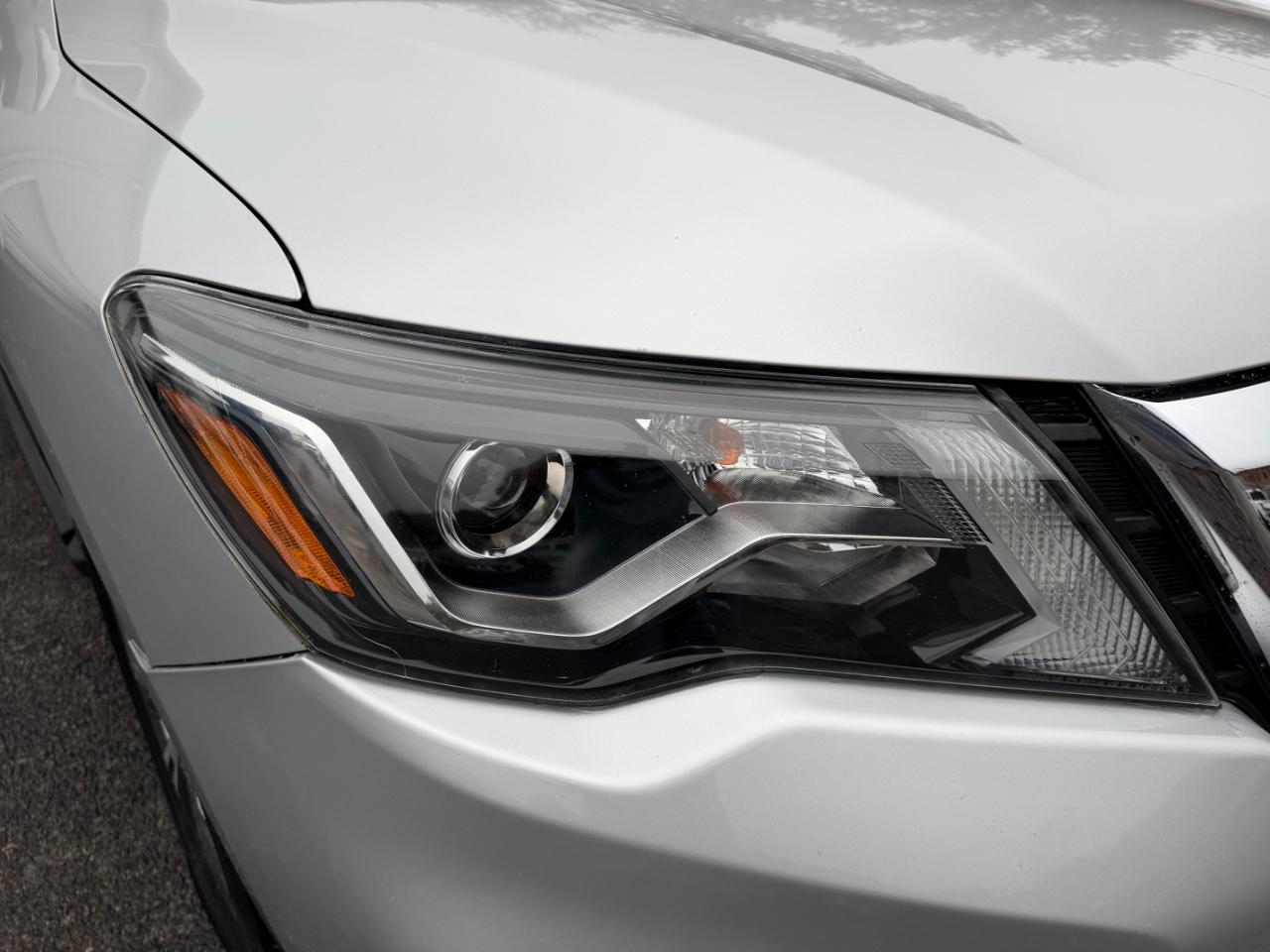 Nissan Pathfinder SL 4WD 2019