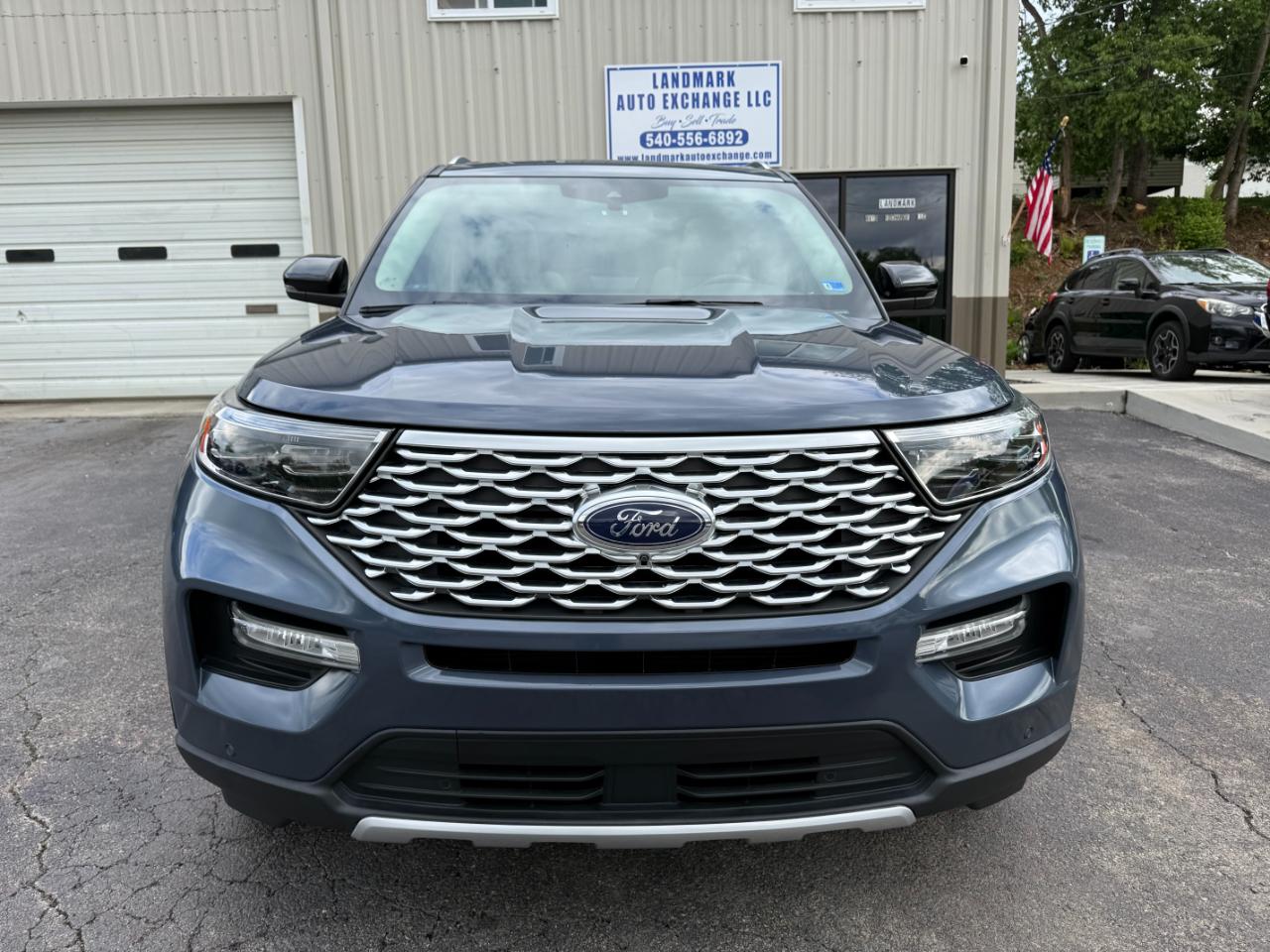 Ford Explorer Platinum AWD 2021
