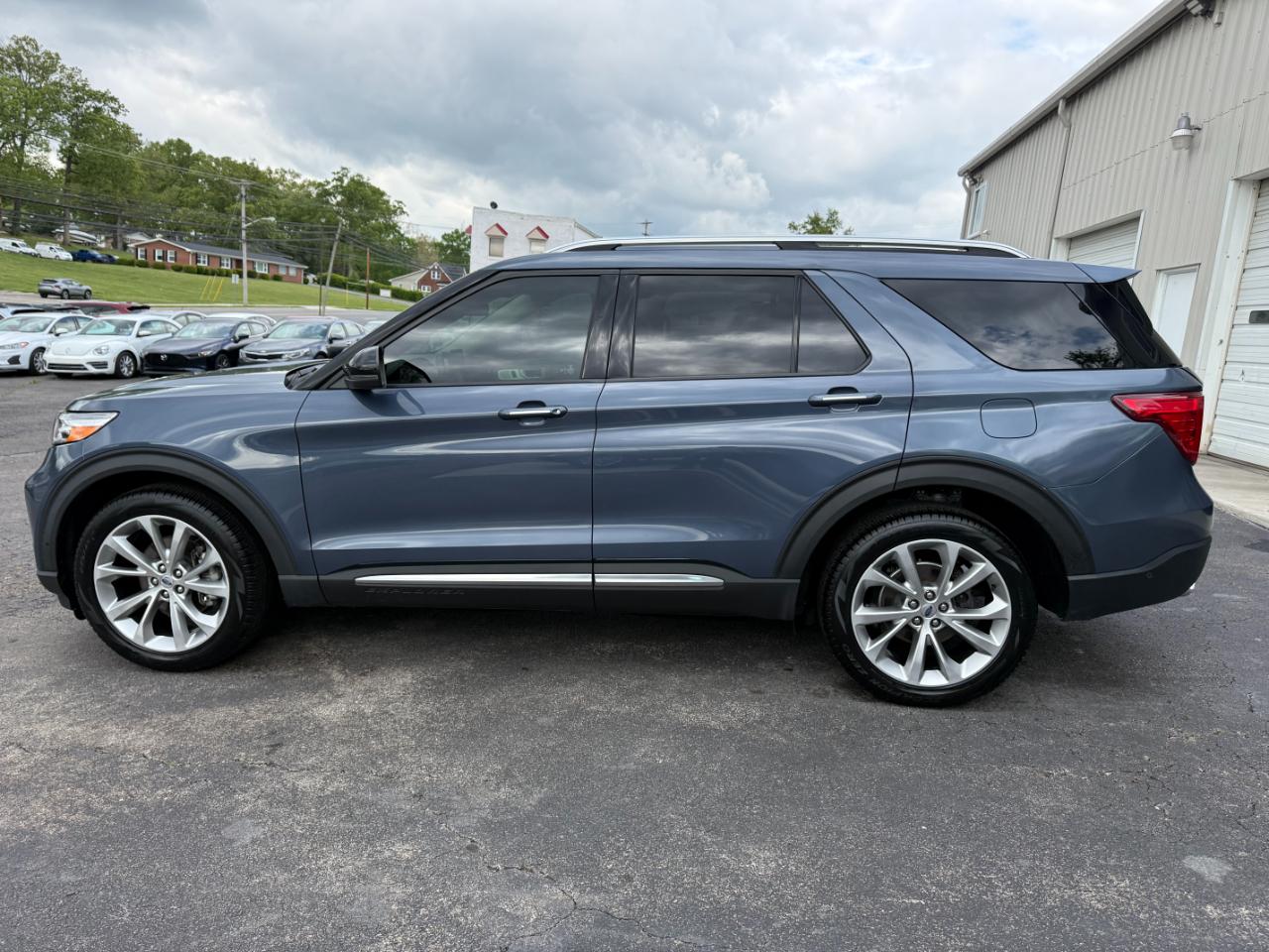 Ford Explorer Platinum AWD 2021