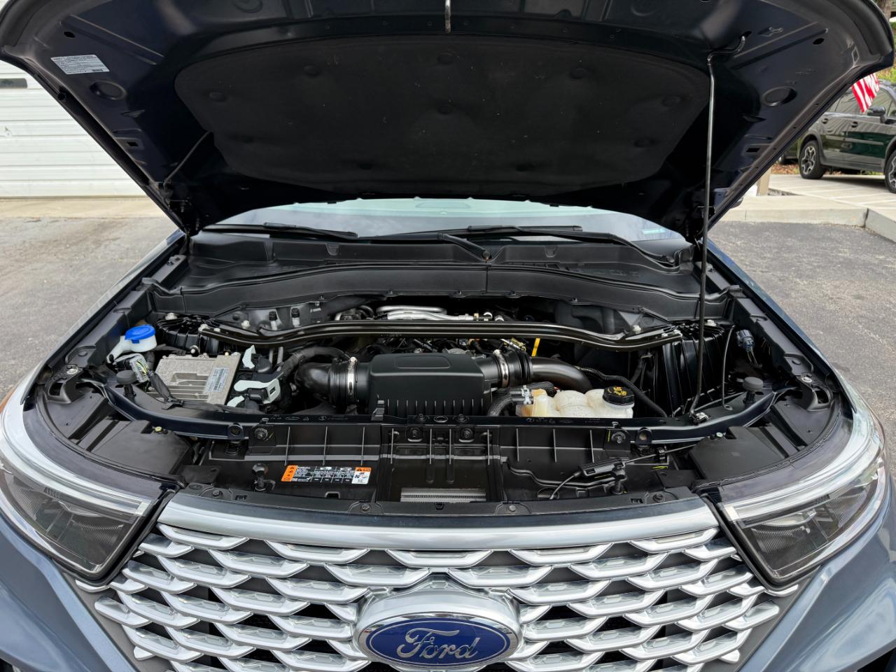 Ford Explorer Platinum AWD 2021