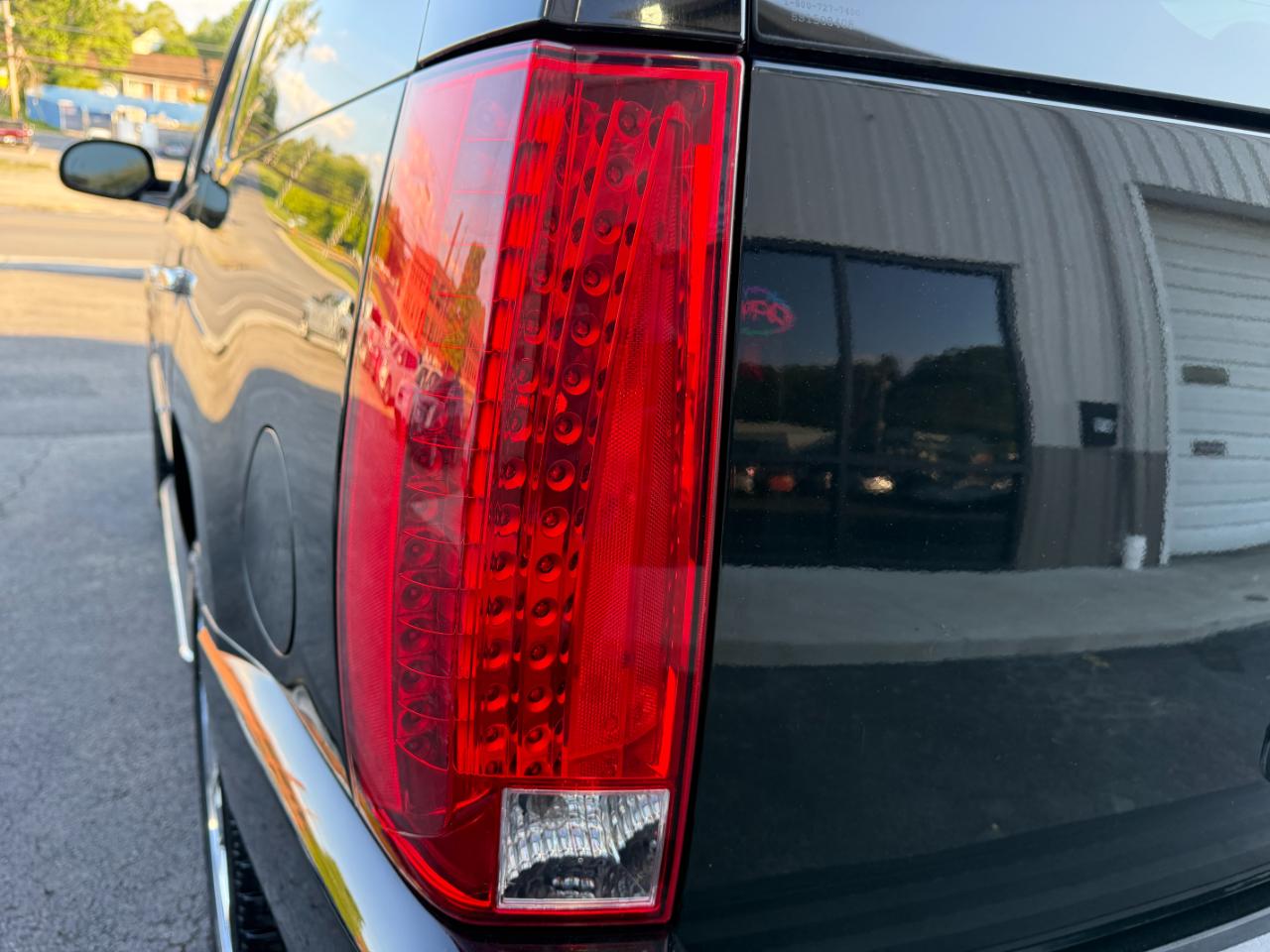 Cadillac Escalade AWD 2009