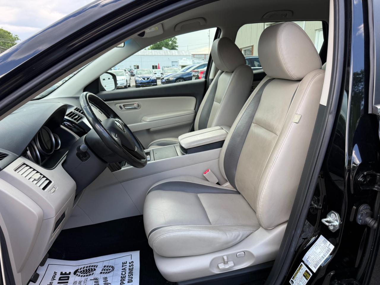 Mazda CX-9 Touring 2012