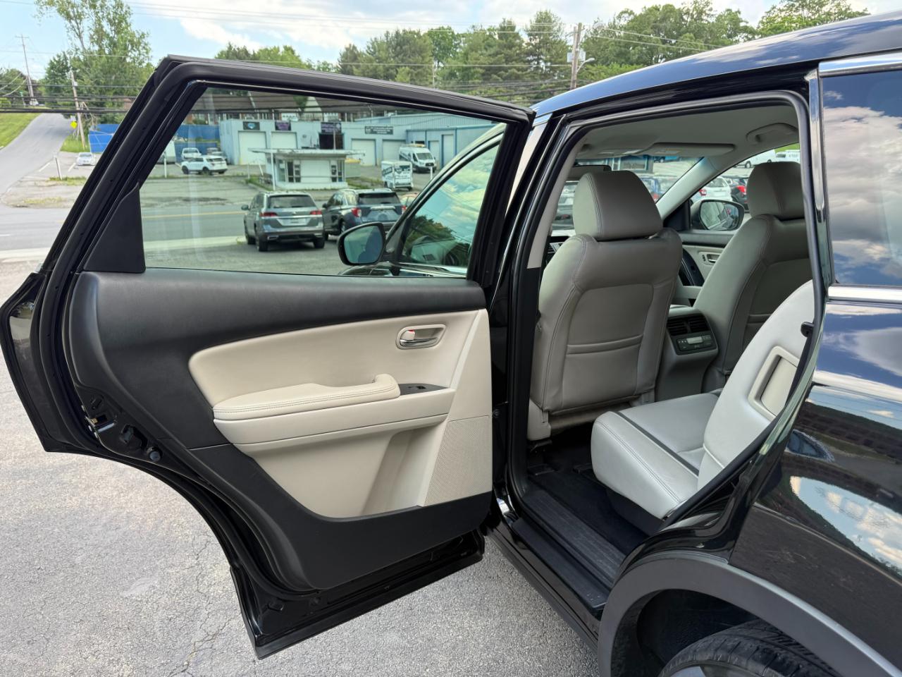 Mazda CX-9 Touring 2012