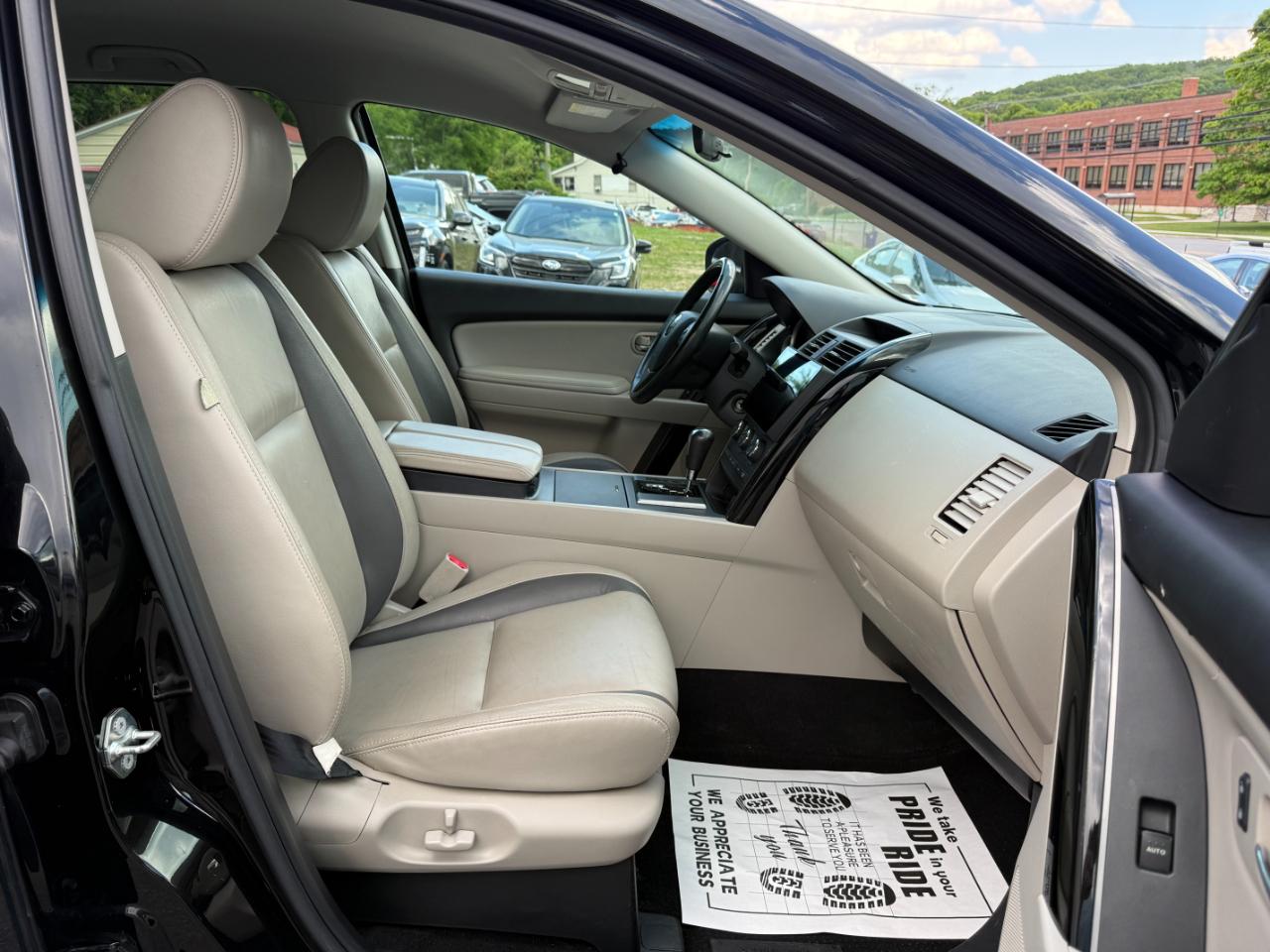 Mazda CX-9 Touring 2012