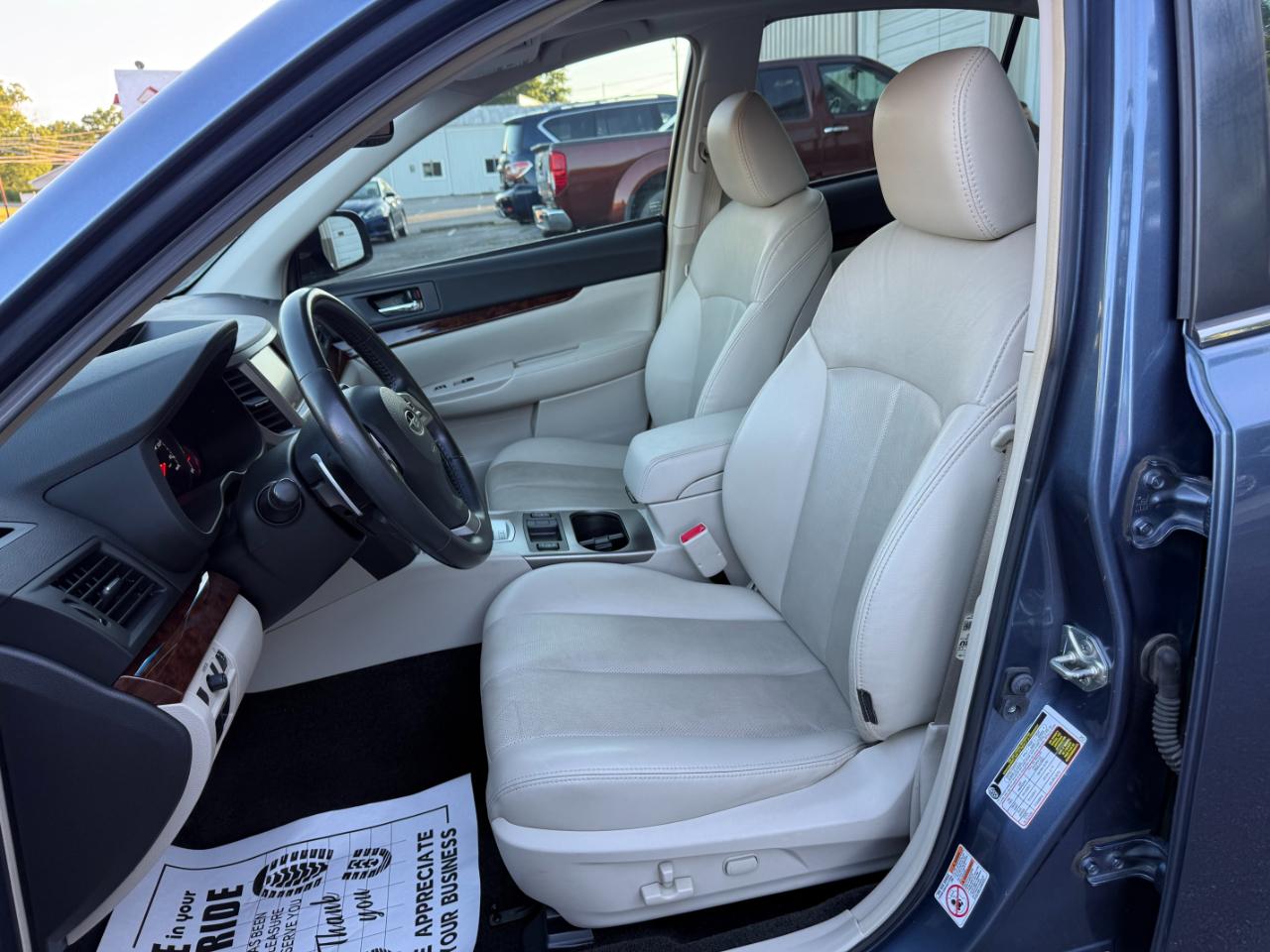 Subaru Legacy 2.5i Limited 2013
