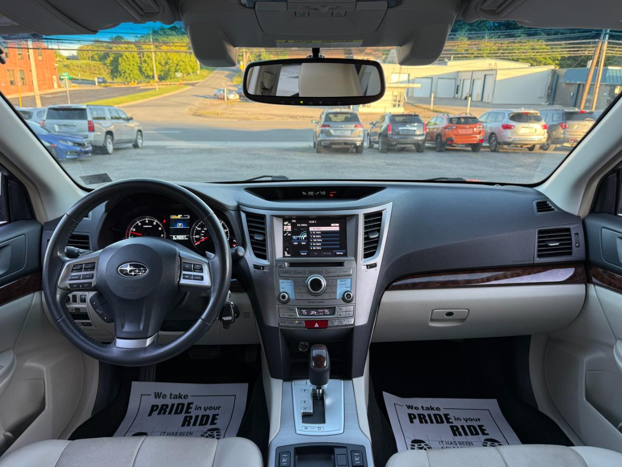 Subaru Legacy 2.5i Limited 2013