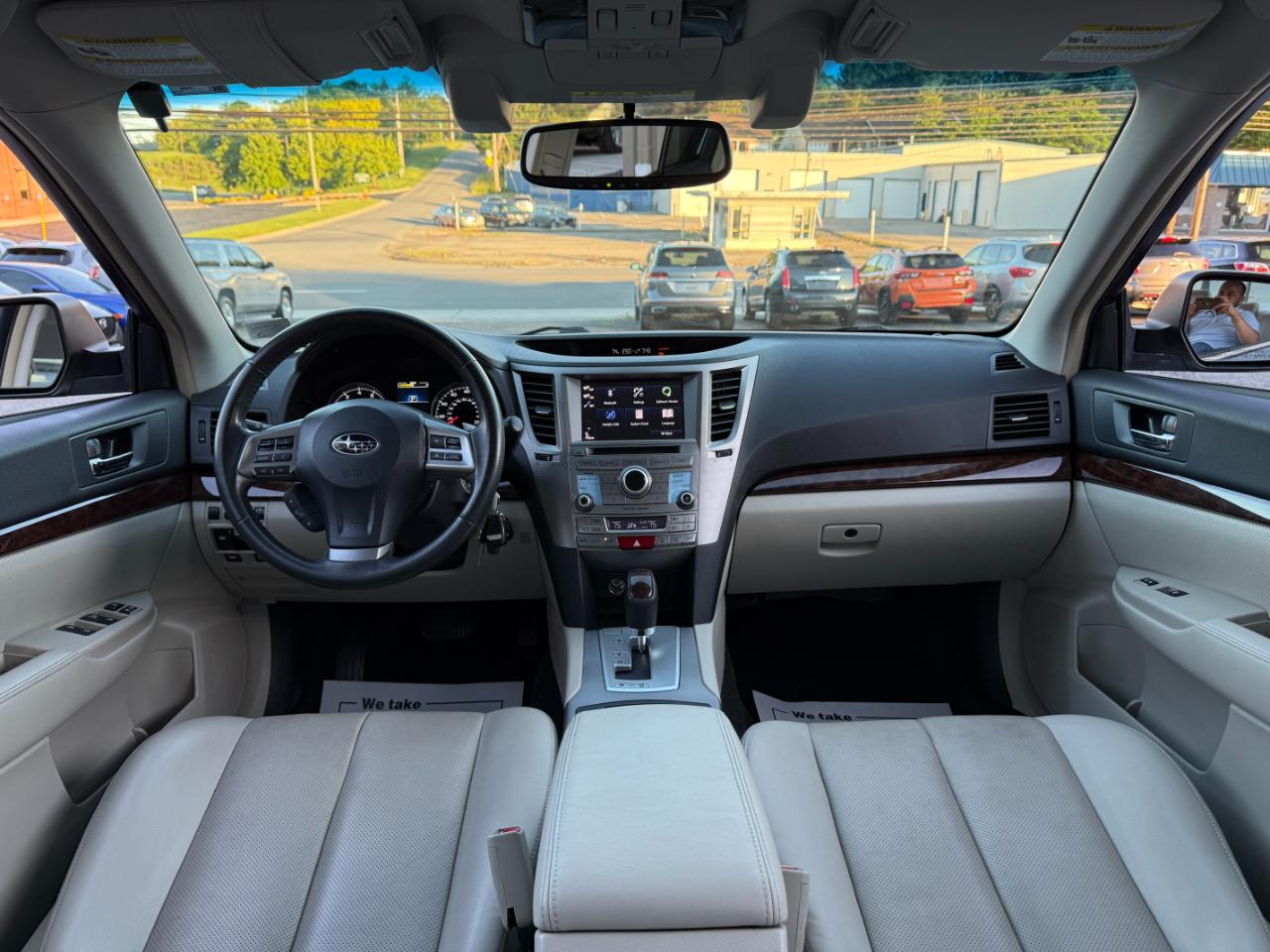 Subaru Legacy 2.5i Limited 2013