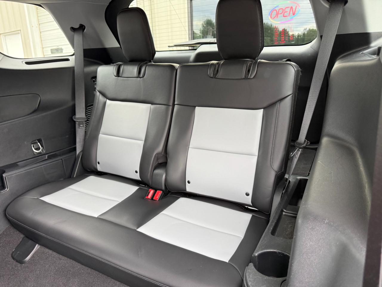 Ford Explorer XLT AWD 2023