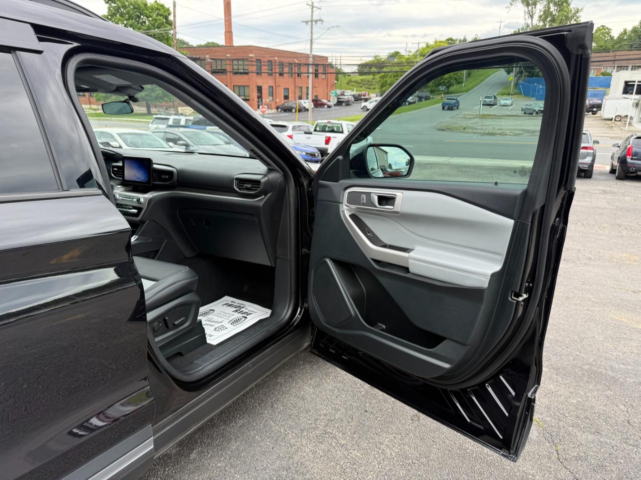 Ford Explorer XLT AWD 2023