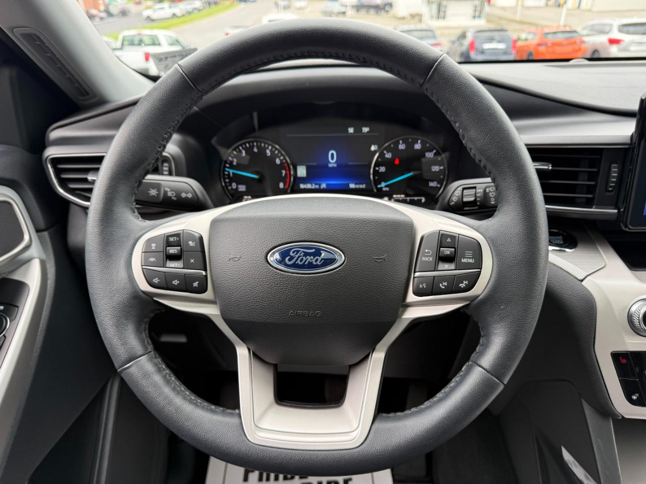 Ford Explorer XLT AWD 2023