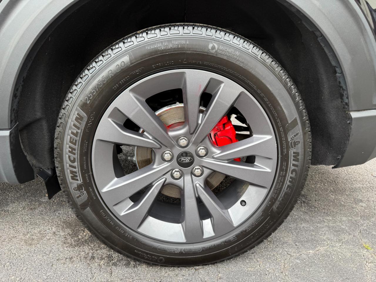 Ford Explorer XLT AWD 2023