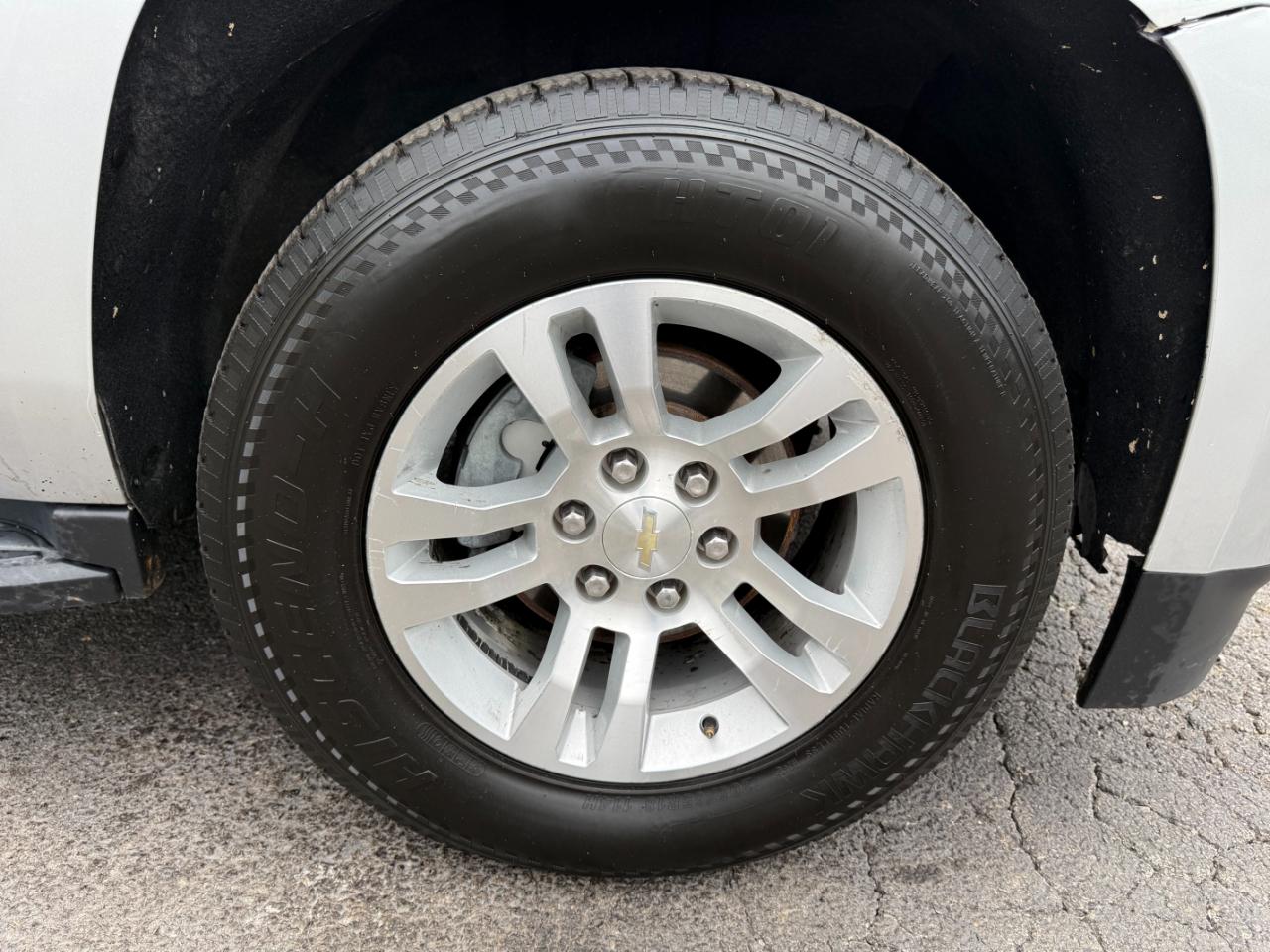 Chevrolet Suburban LT 4WD 2019
