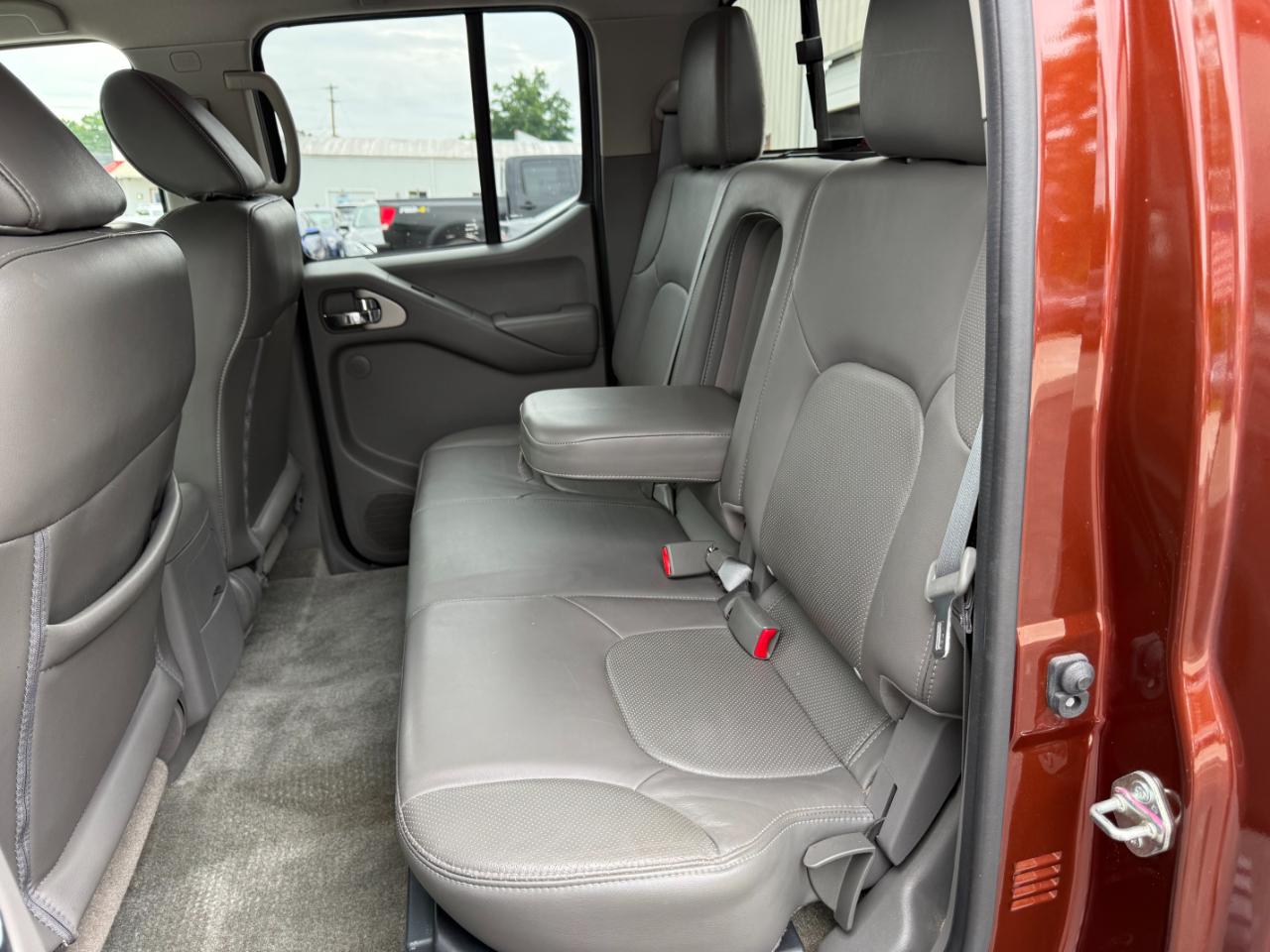 Nissan Frontier SL Crew Cab 5AT 4WD 2018
