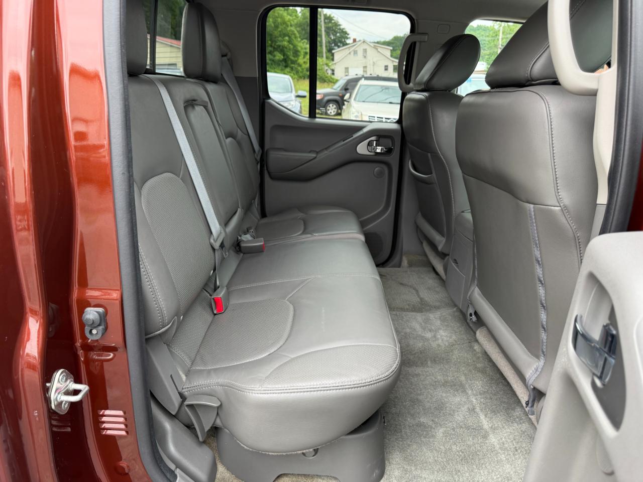Nissan Frontier SL Crew Cab 5AT 4WD 2018