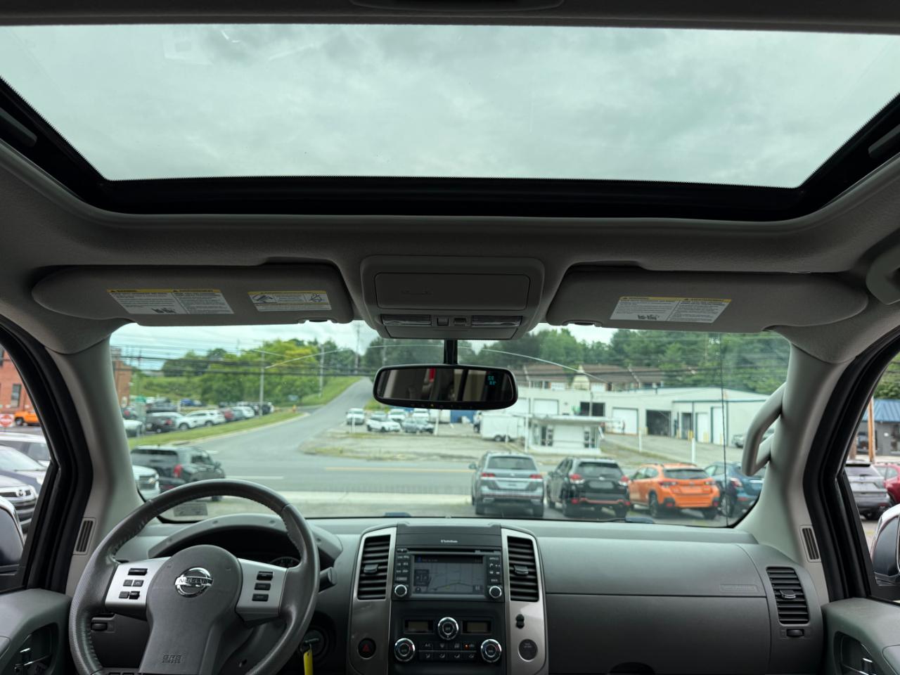 Nissan Frontier SL Crew Cab 5AT 4WD 2018