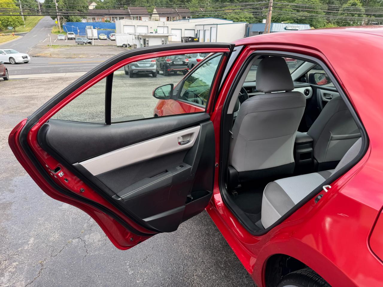 Toyota Corolla LE 2019