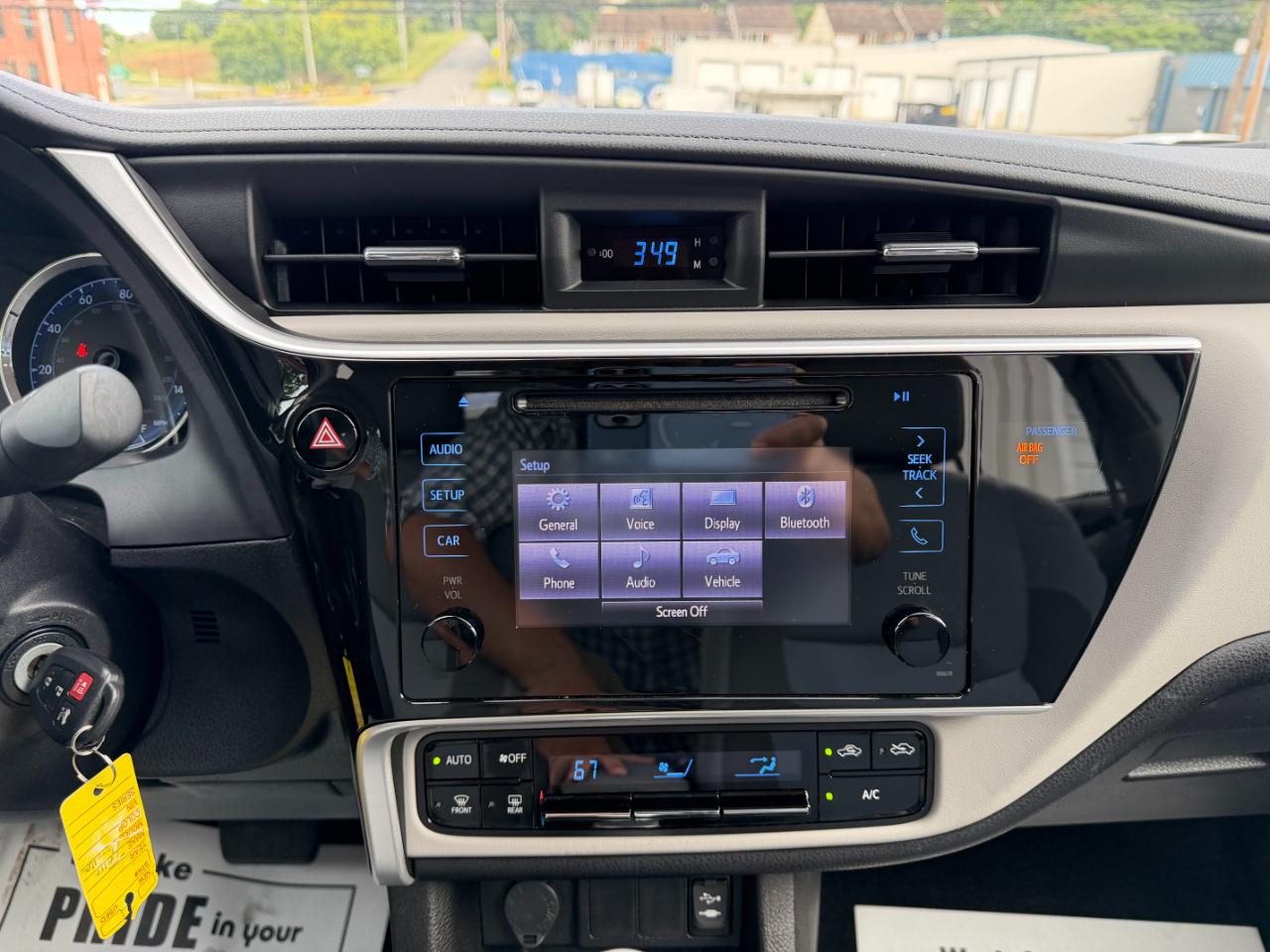 Toyota Corolla LE 2019