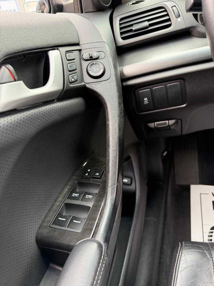 Acura TSX 5-speed AT 2012