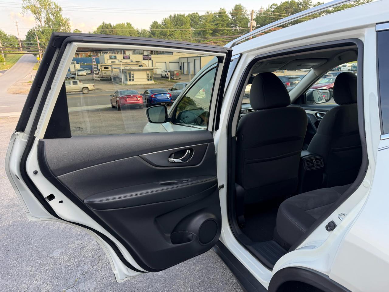 Nissan Rogue SV AWD 2016