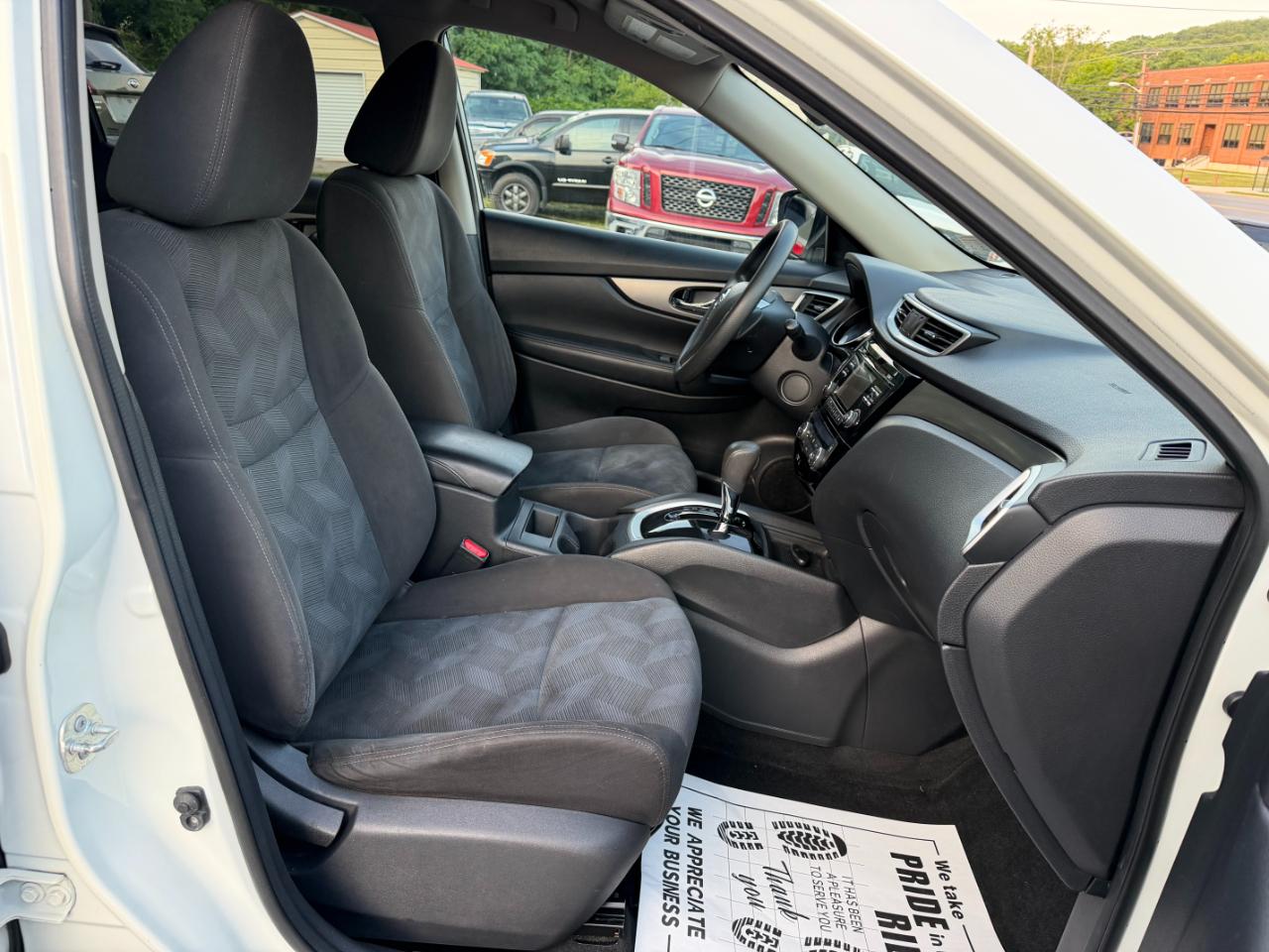 Nissan Rogue SV AWD 2016