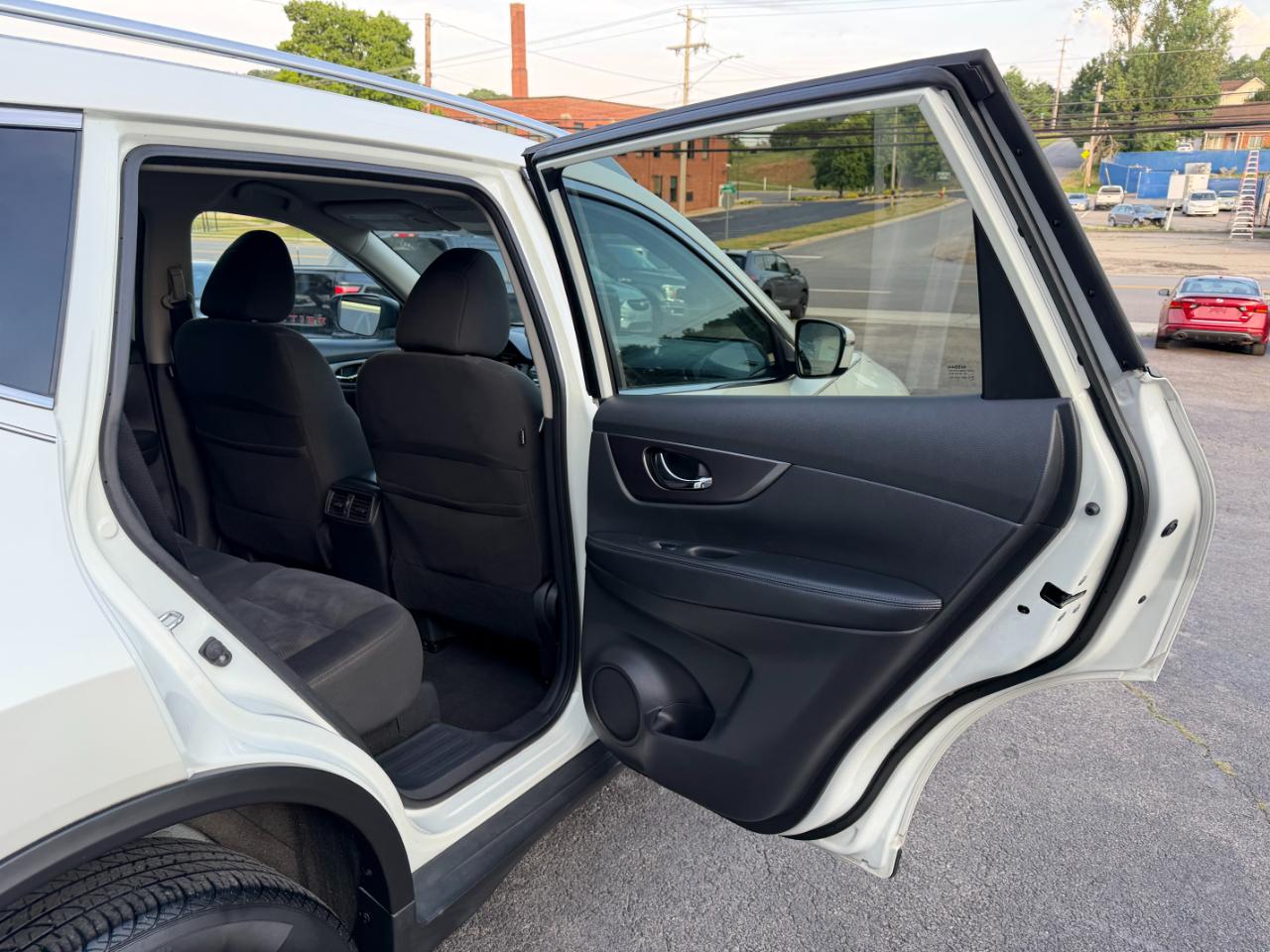 Nissan Rogue SV AWD 2016