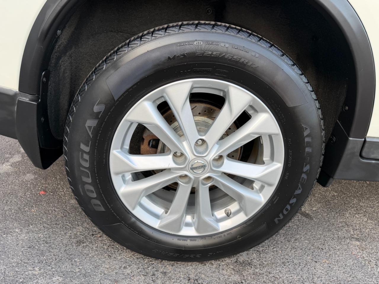 Nissan Rogue SV AWD 2016