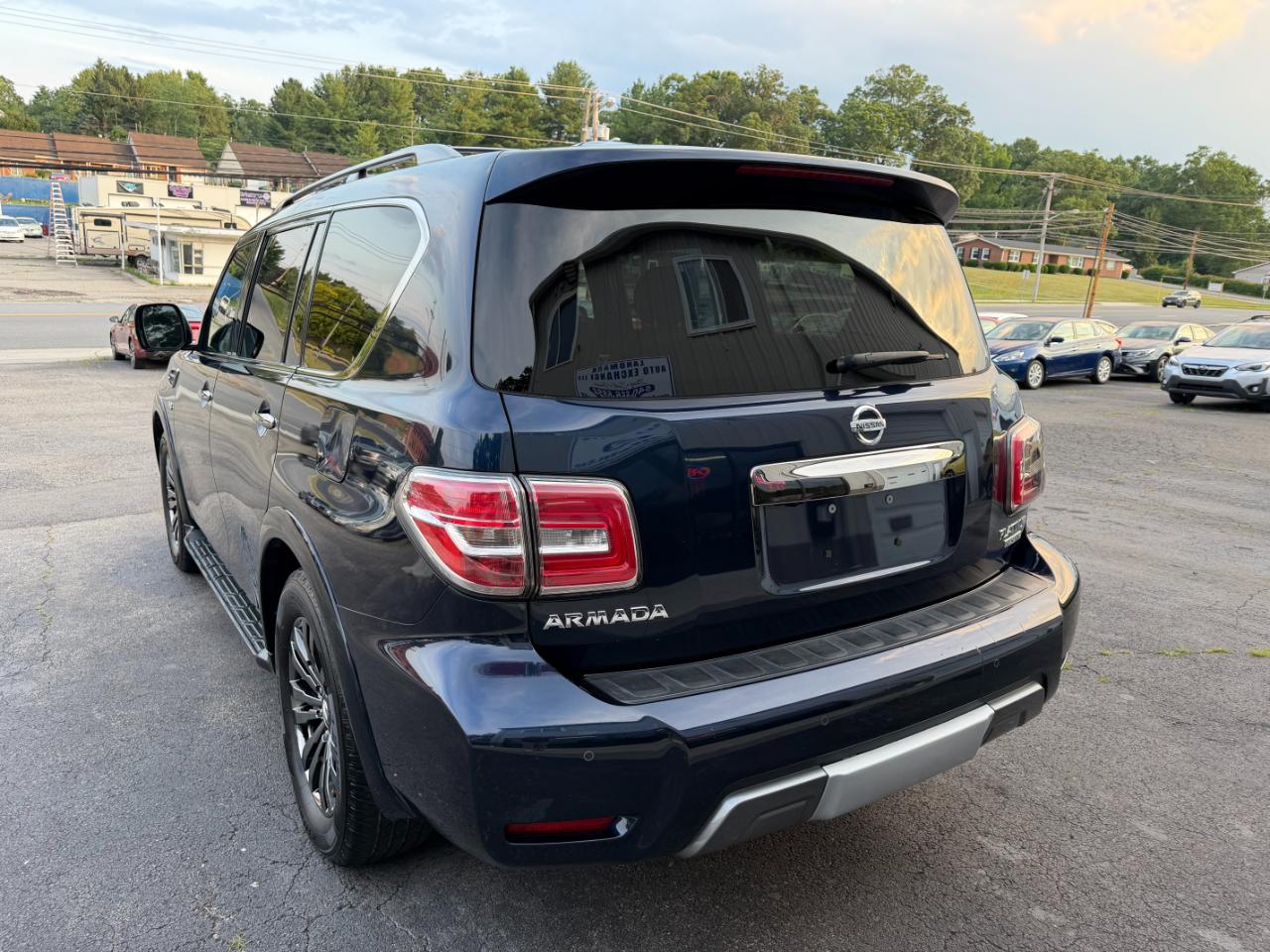 Nissan Armada  2019