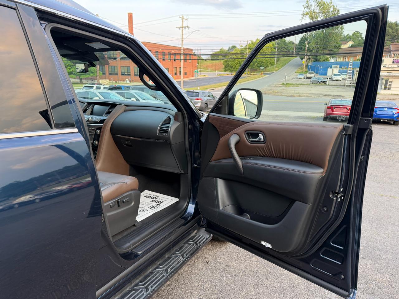 Nissan Armada  2019