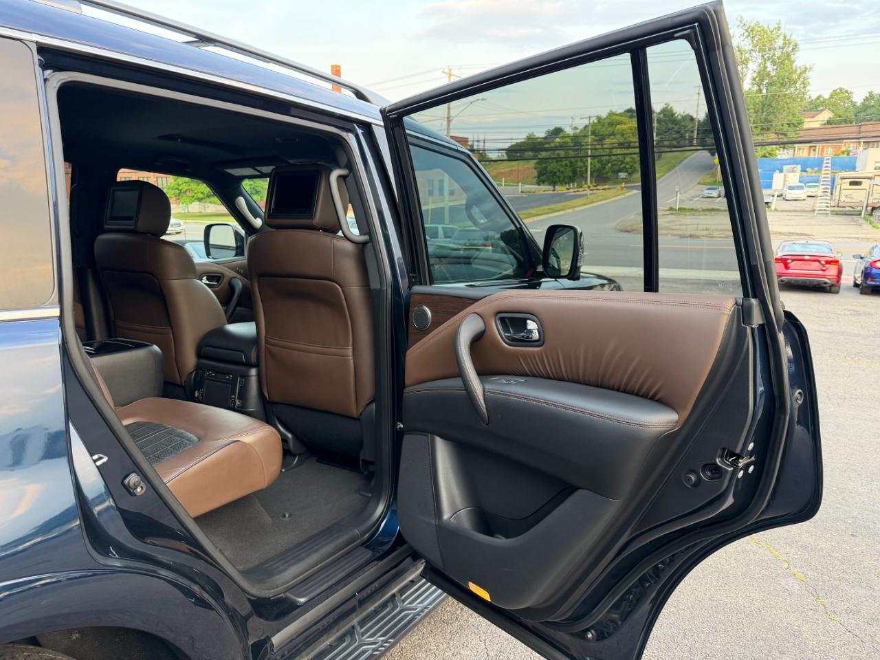 Nissan Armada  2019