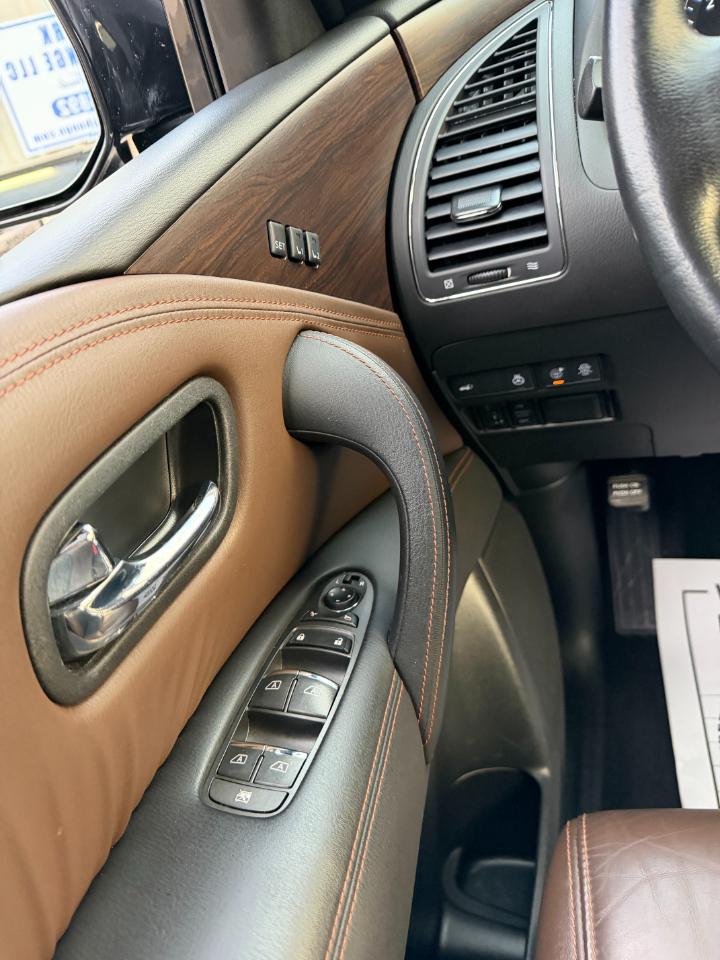 Nissan Armada  2019