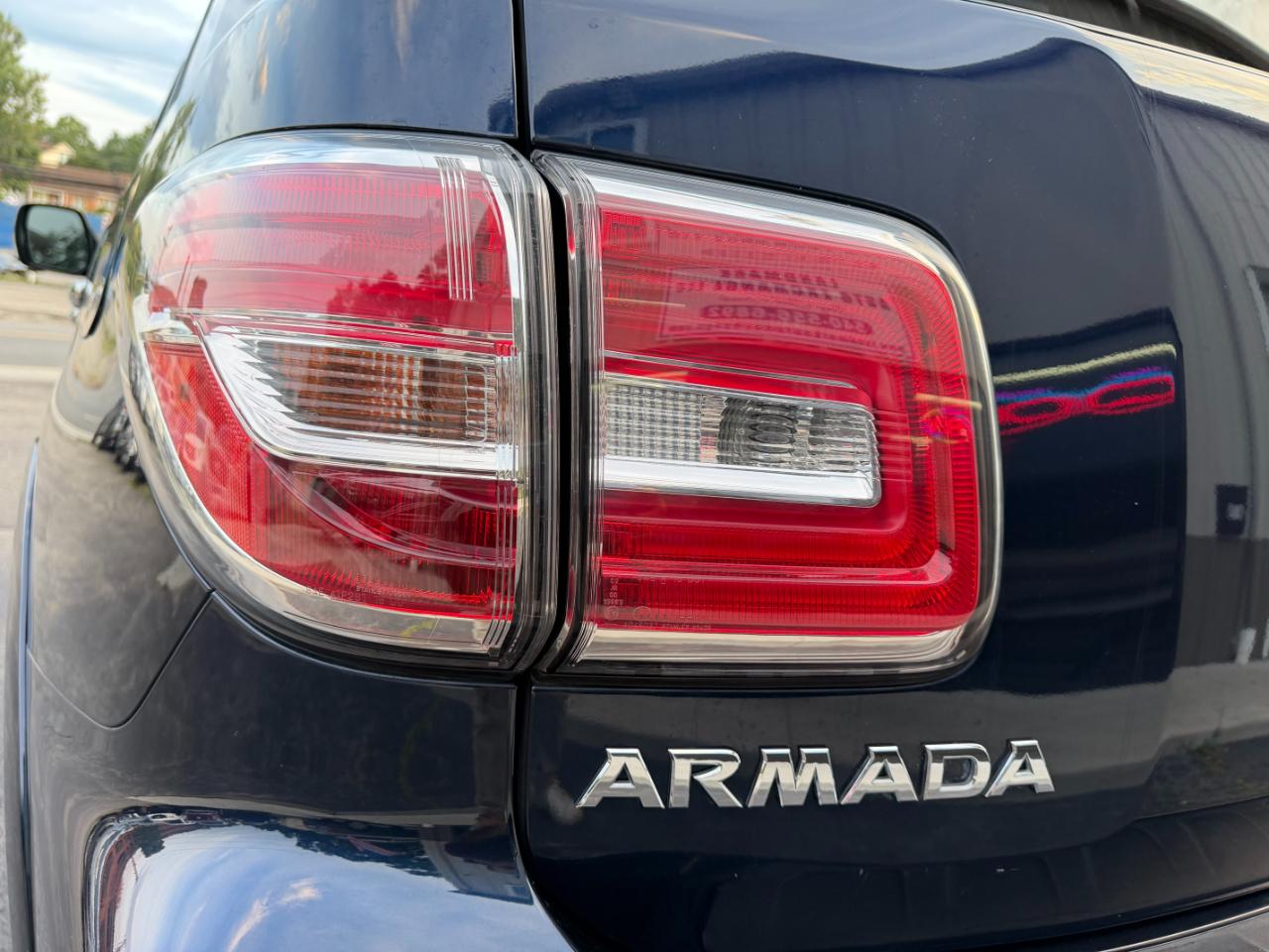 Nissan Armada  2019