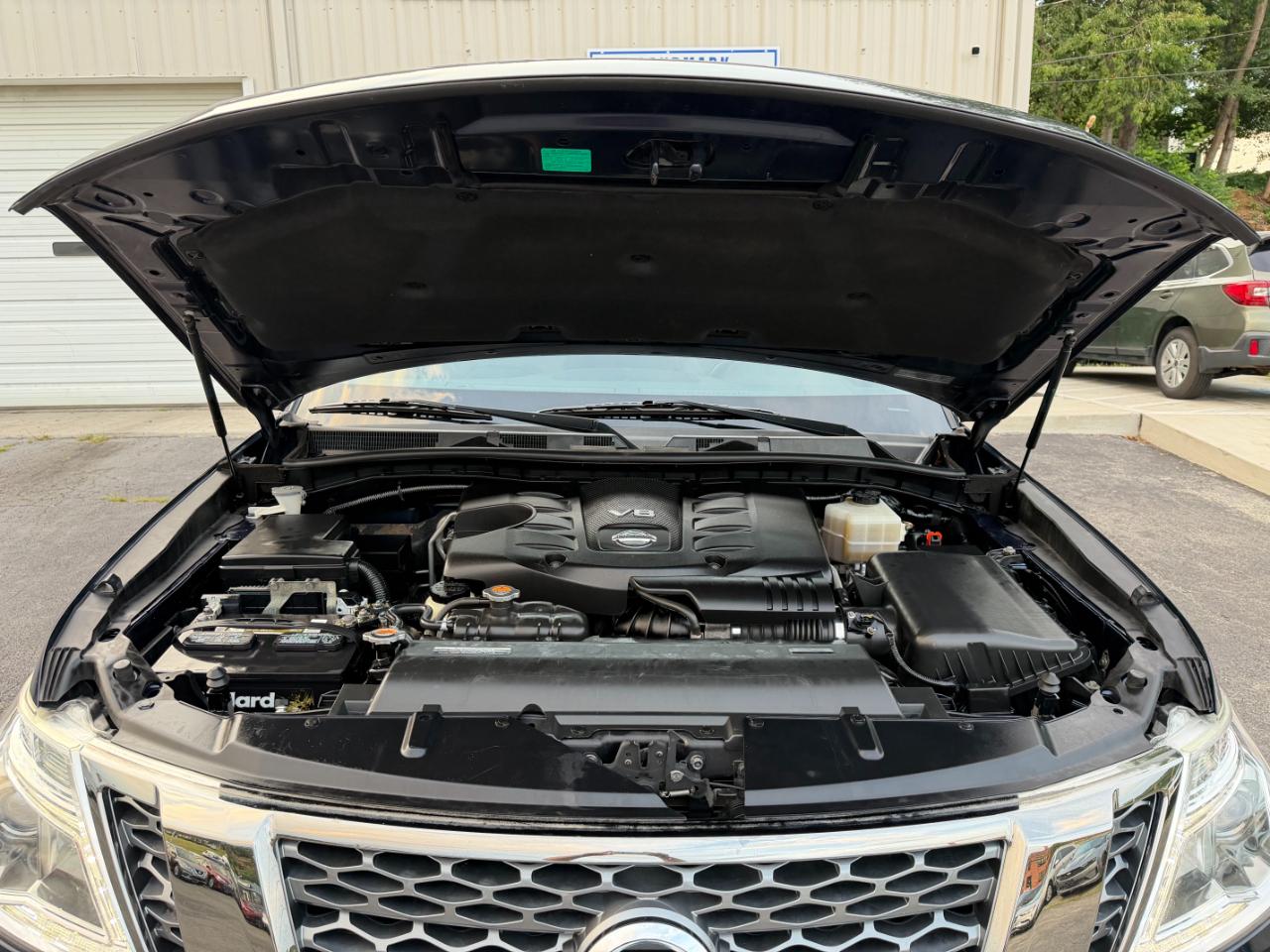 Nissan Armada  2019