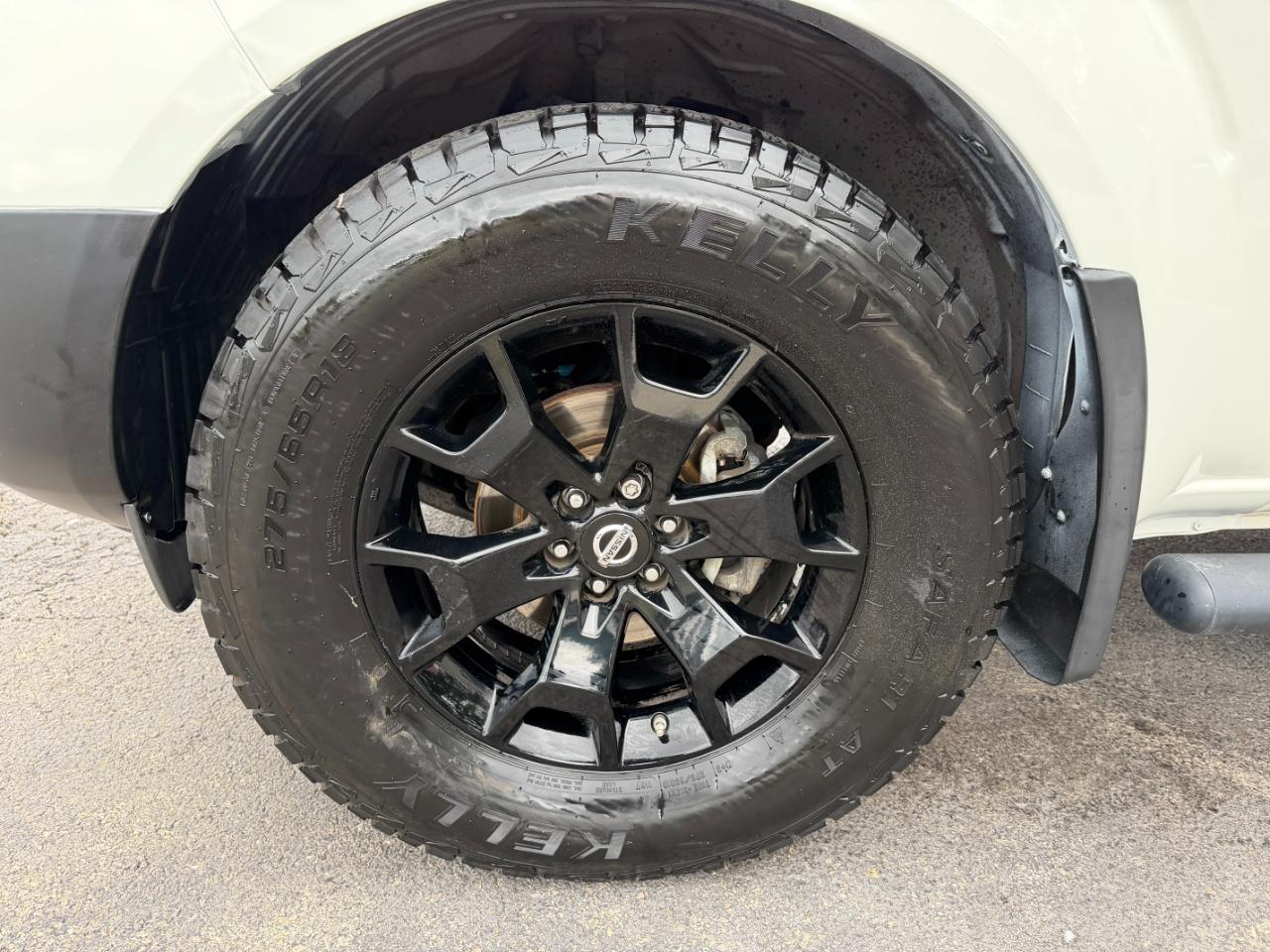Nissan Frontier SV Crew Cab 5AT 4WD 2018
