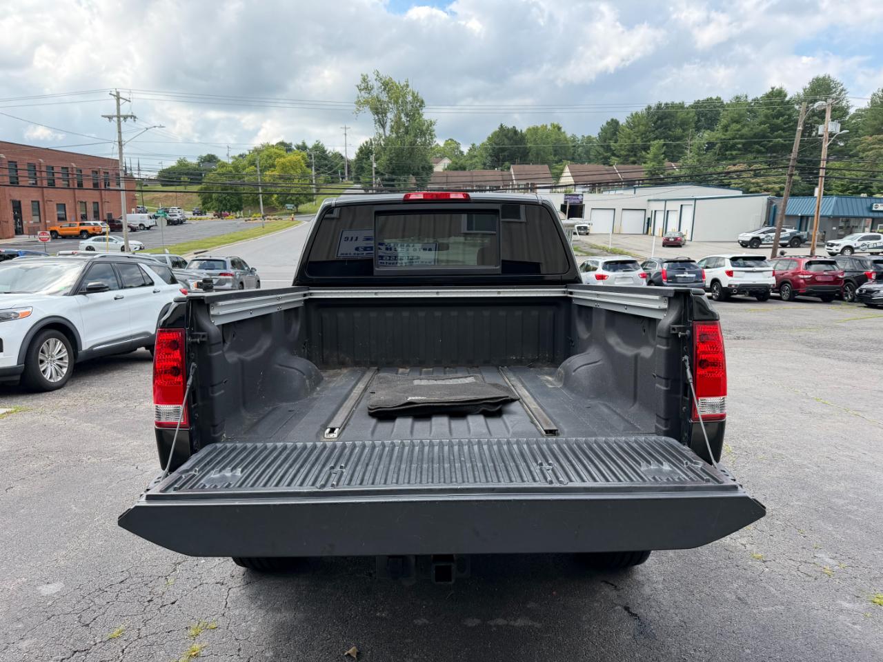 Nissan Titan PRO-4X Crew Cab 4WD SWB 2015