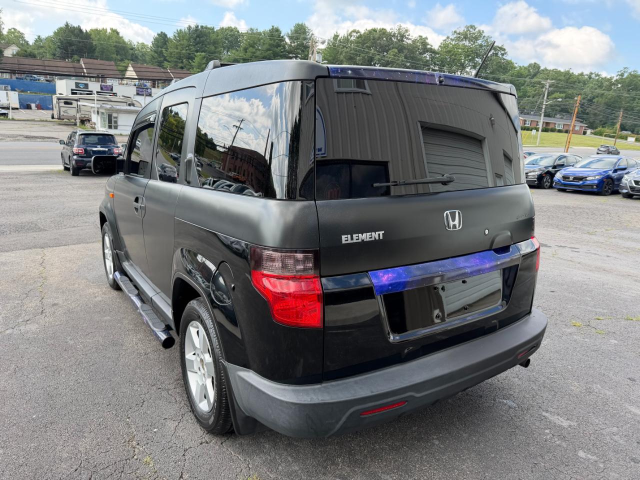Honda Element EX 4WD AT 2011