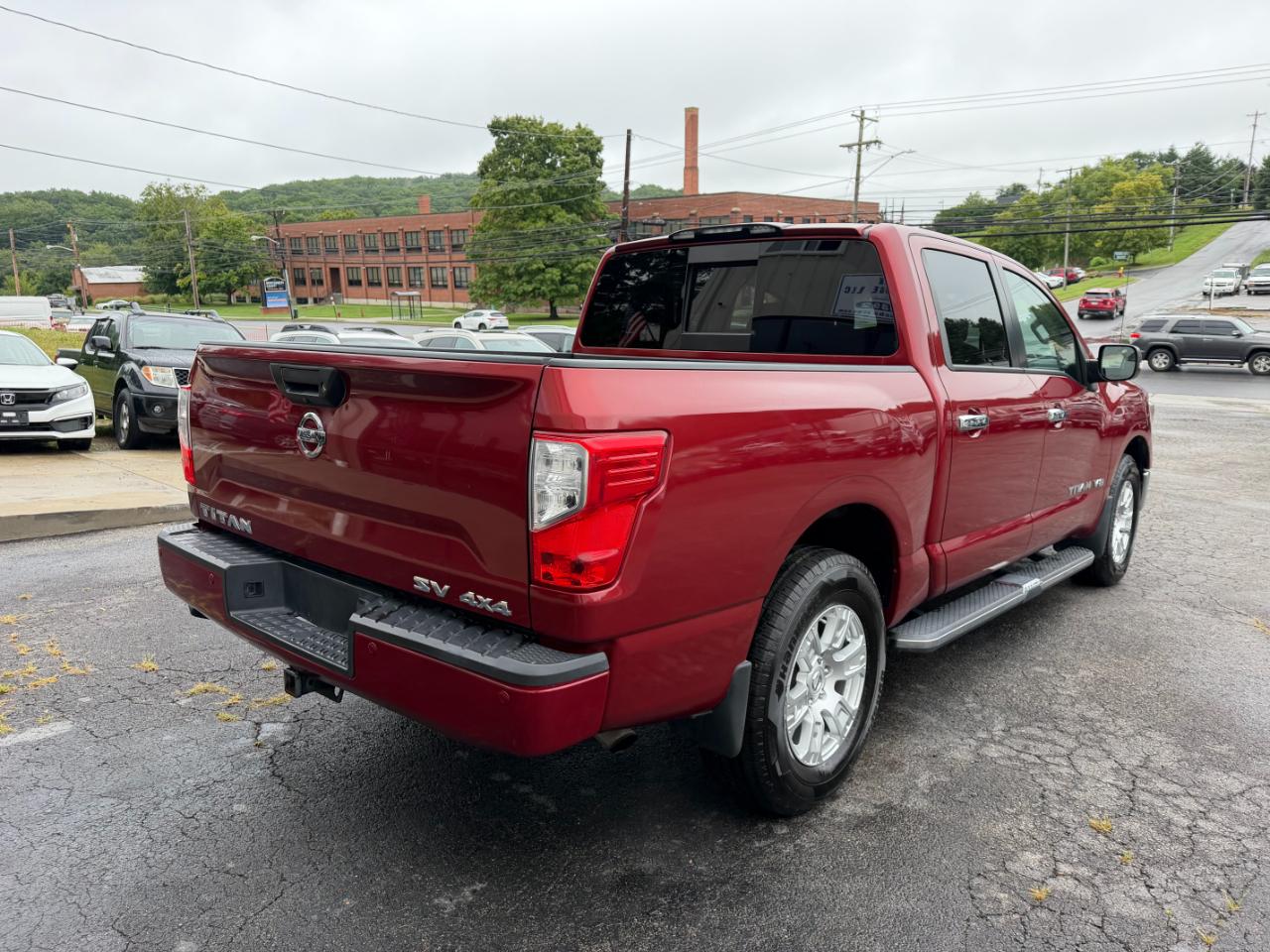 Nissan Titan SV Crew Cab 4WD 2019