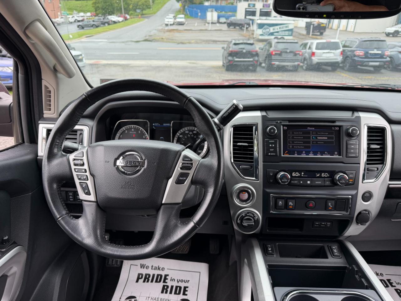 Nissan Titan SV Crew Cab 4WD 2019
