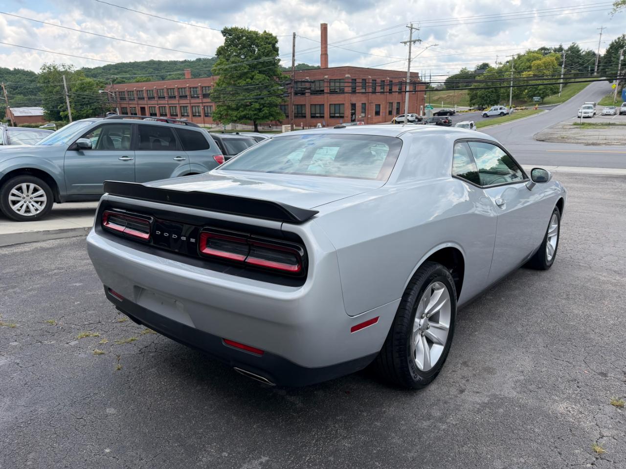 Dodge Challenger SXT 2023