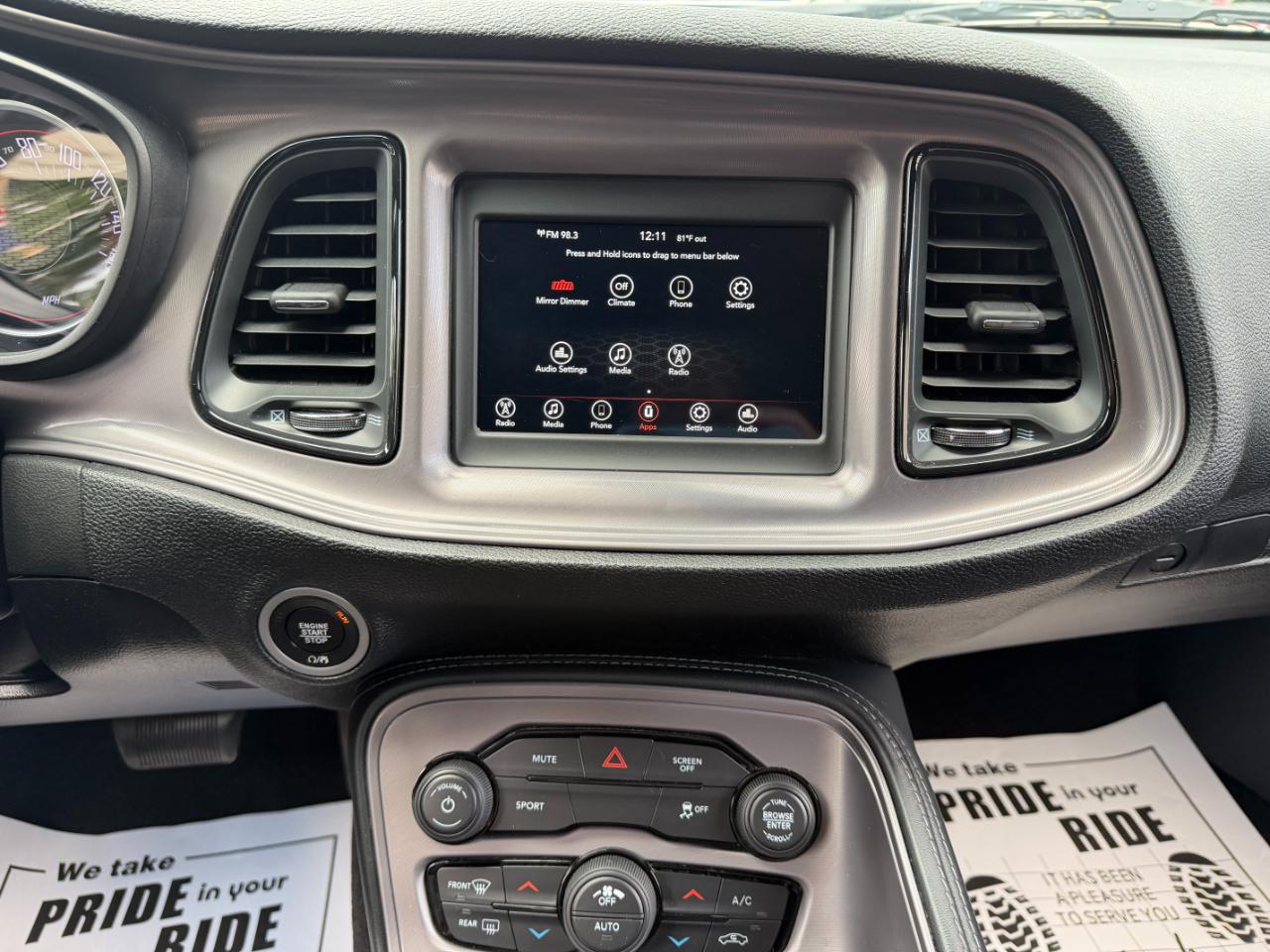 Dodge Challenger SXT 2023