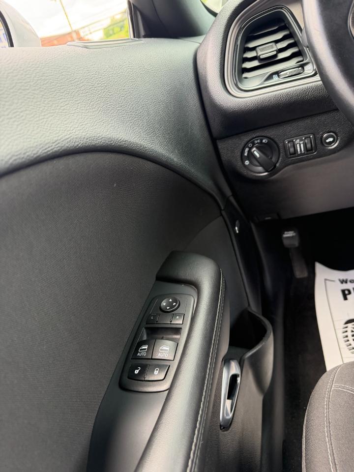 Dodge Challenger SXT 2023