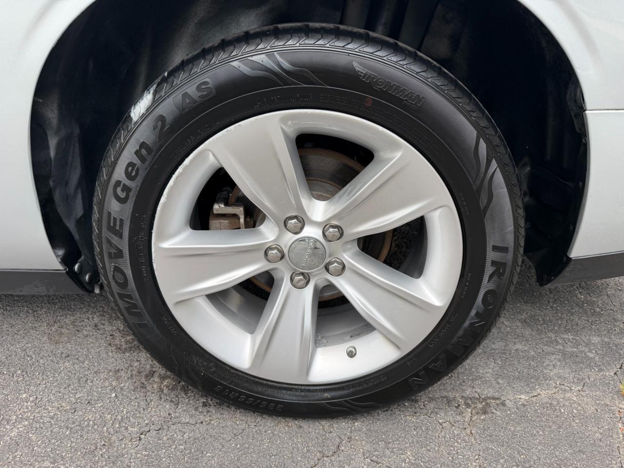 Dodge Challenger SXT 2023