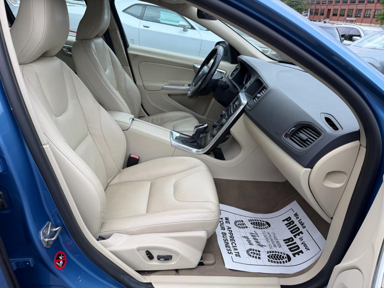Volvo S60 2.5L Turbo AWD Auto w/Sunroof 2014